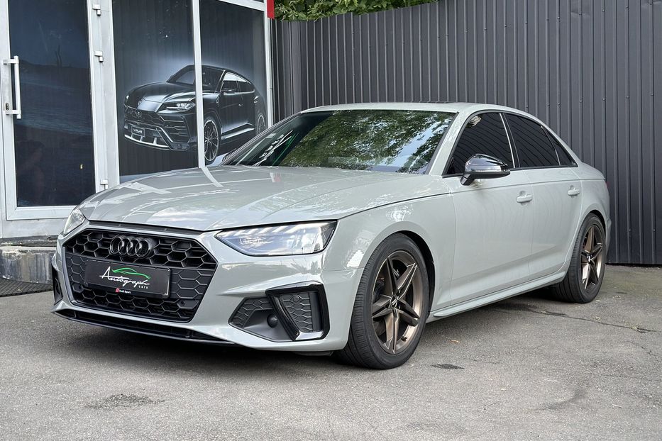 Продам Audi S4 Quattro 2019 года в Киеве