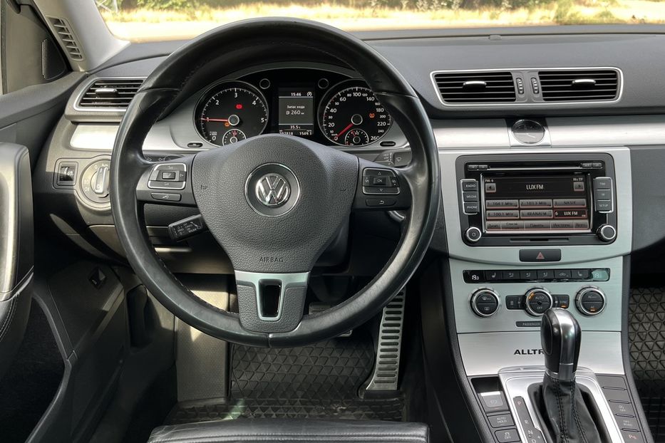 Продам Volkswagen Passat Alltrack 2.0 TDI 2012 года в Николаеве