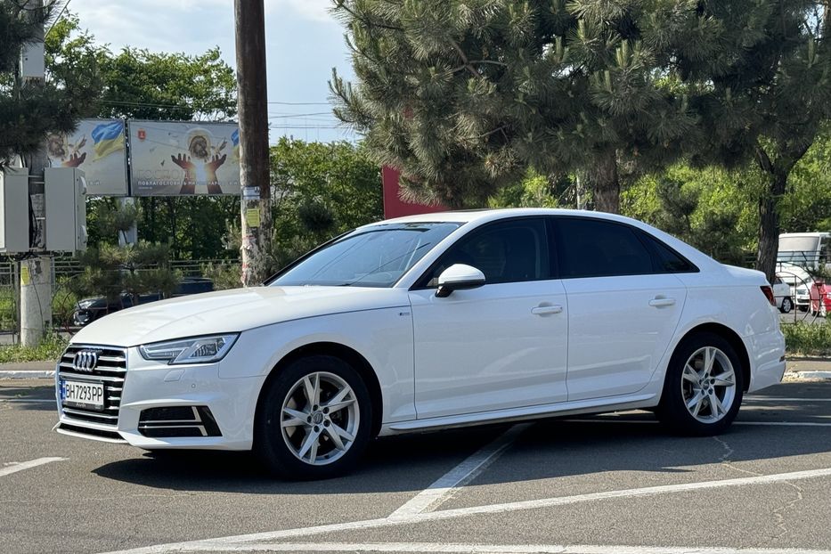 Продам Audi A4 S-Line 2018 года в Одессе