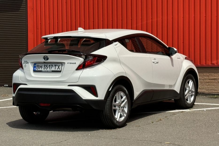 Продам Toyota C-HR Hybride 2021 года в Одессе