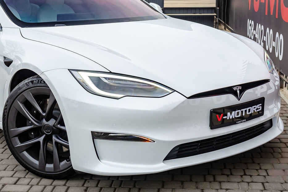 Продам Tesla Model S Plaid 2021 года в Киеве