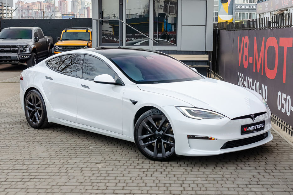 Продам Tesla Model S Plaid 2021 года в Киеве