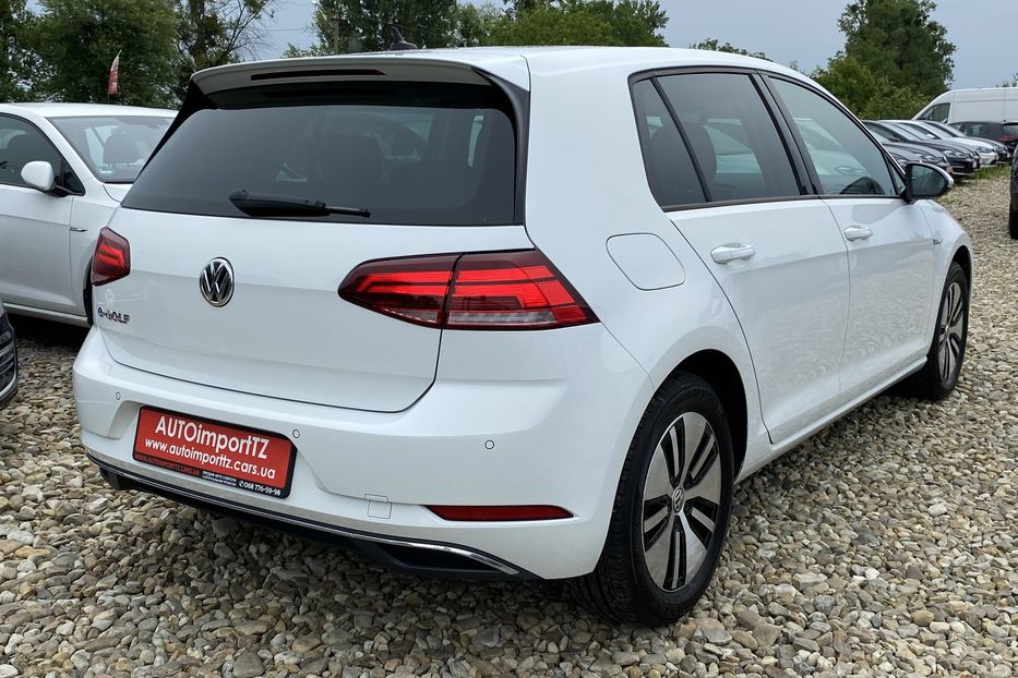 Продам Volkswagen e-Golf Безключовий доступ,Камера 2020 года в Львове