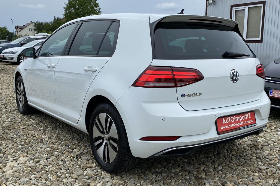 Продам Volkswagen e-Golf Безключовий доступ,Камера 2020 года в Львове