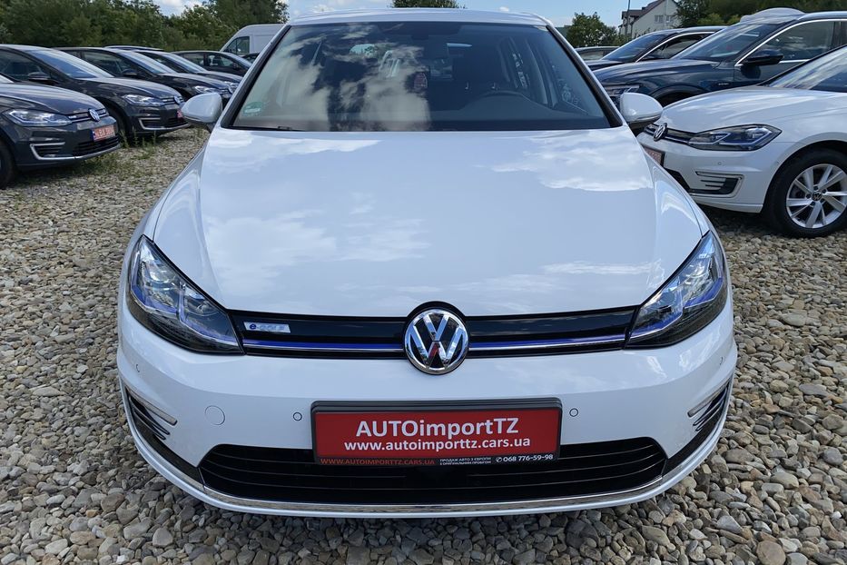 Продам Volkswagen e-Golf 35.8 kWh 100 кВт/136 к.с. 2020 года в Львове