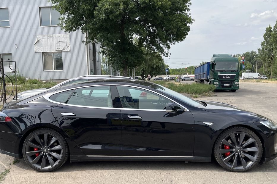 Продам Tesla Model S P85D 2015 года в Николаеве