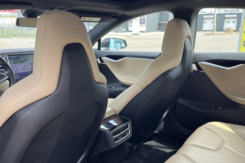 Продам Tesla Model S P85D 2015 года в Николаеве