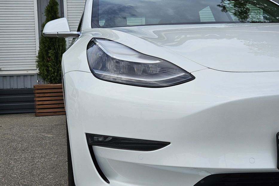 Продам Tesla Model 3 Dual Motor / Long Range 2020 года в Киеве