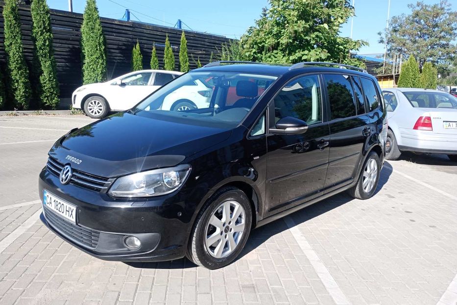 Продам Volkswagen Touran CAP 2.0 дизель / 140кс 2015 года в Киеве