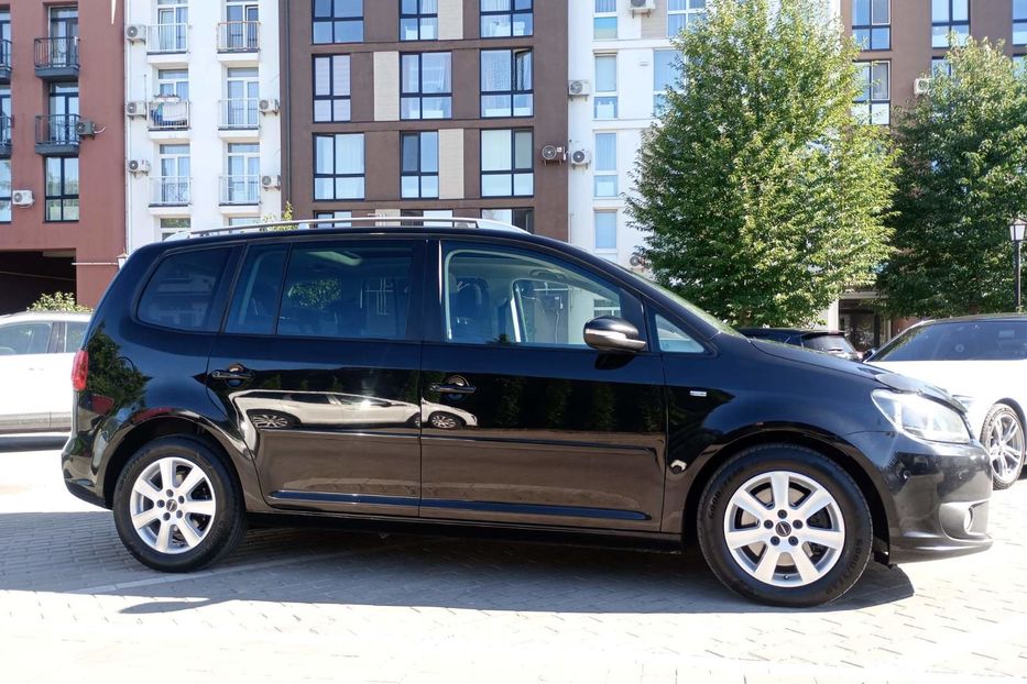 Продам Volkswagen Touran CAP 2.0 дизель / 140кс 2015 года в Киеве