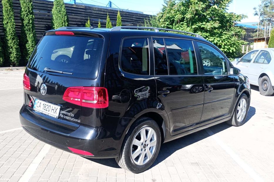 Продам Volkswagen Touran CAP 2.0 дизель / 140кс 2015 года в Киеве