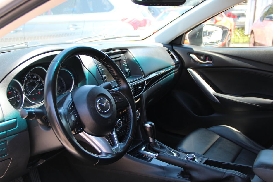 Продам Mazda 6 2015 года в Одессе