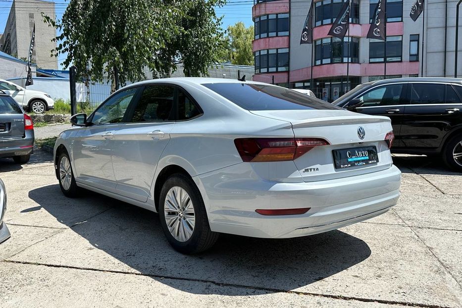 Продам Volkswagen Jetta 2019 года в Черновцах