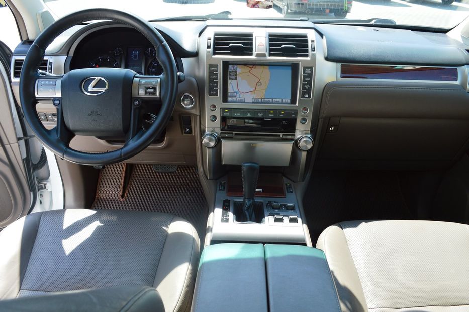 Продам Lexus GX 2013 года в Одессе