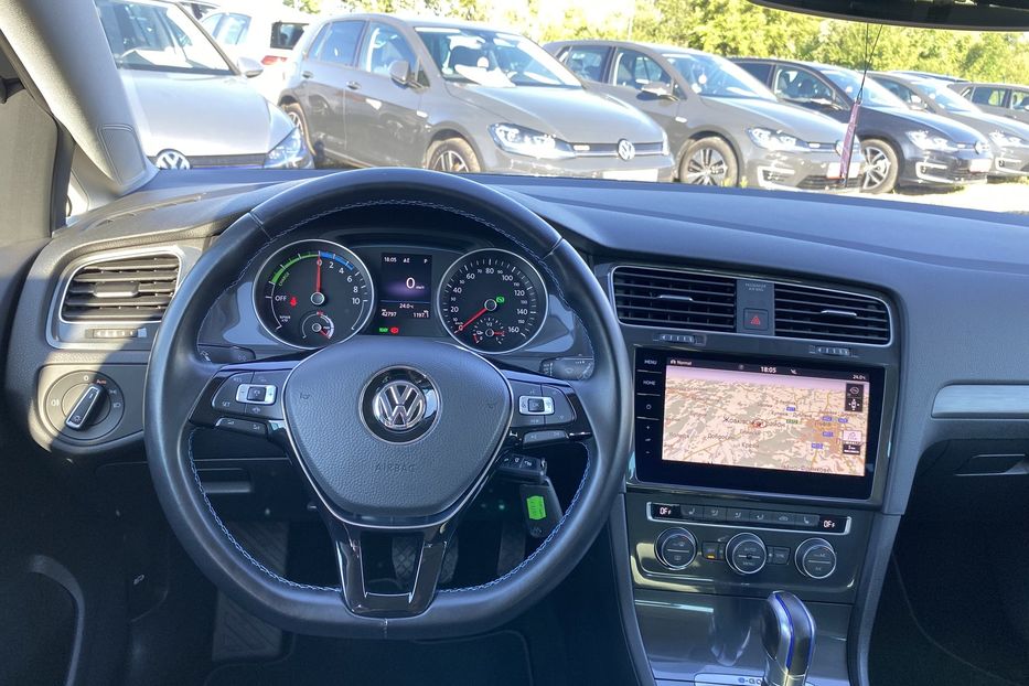 Продам Volkswagen e-Golf Адаптив. круїз,Підігрів сидінь 2019 года в Львове