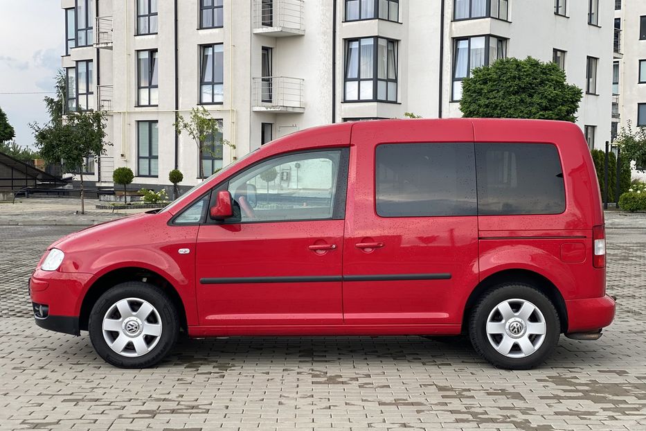 Продам Volkswagen Caddy пасс. 2009 года в Луцке