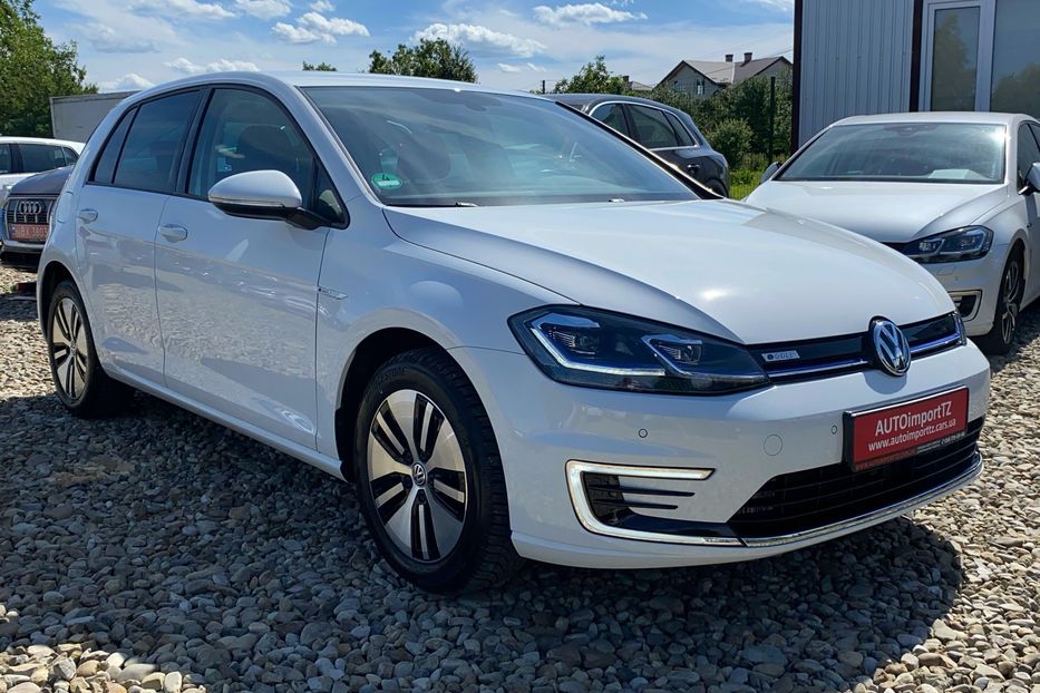 Продам Volkswagen e-Golf Безключовий, 35.8 kWh/136 к.с. 2021 года в Львове