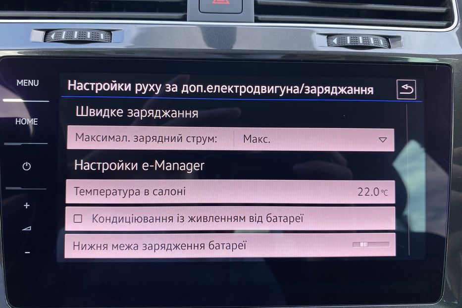 Продам Volkswagen e-Golf Безключовий, 35.8 kWh/136 к.с. 2021 года в Львове