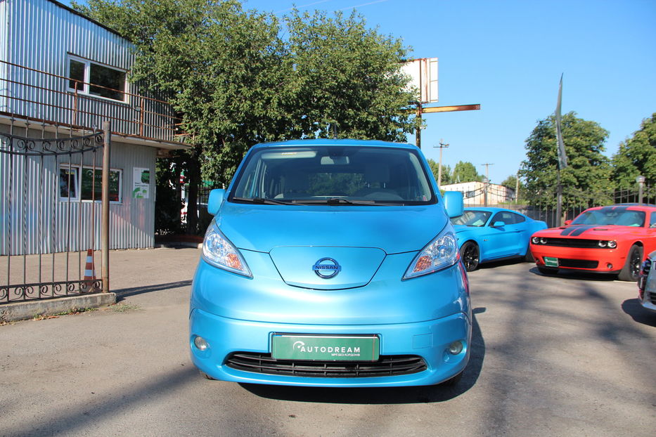 Продам Nissan e-NV200 evalia 2015 года в Одессе