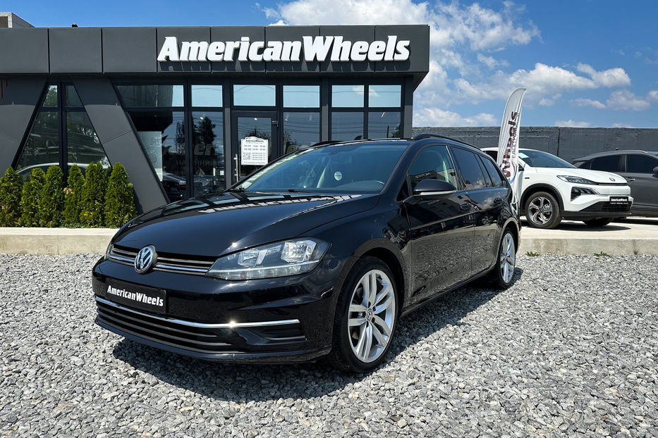 Продам Volkswagen Golf SportWagen S 2019 года в Черновцах