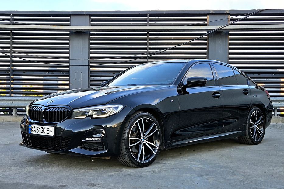 Продам BMW 320 D xDrive 2020 года в Киеве