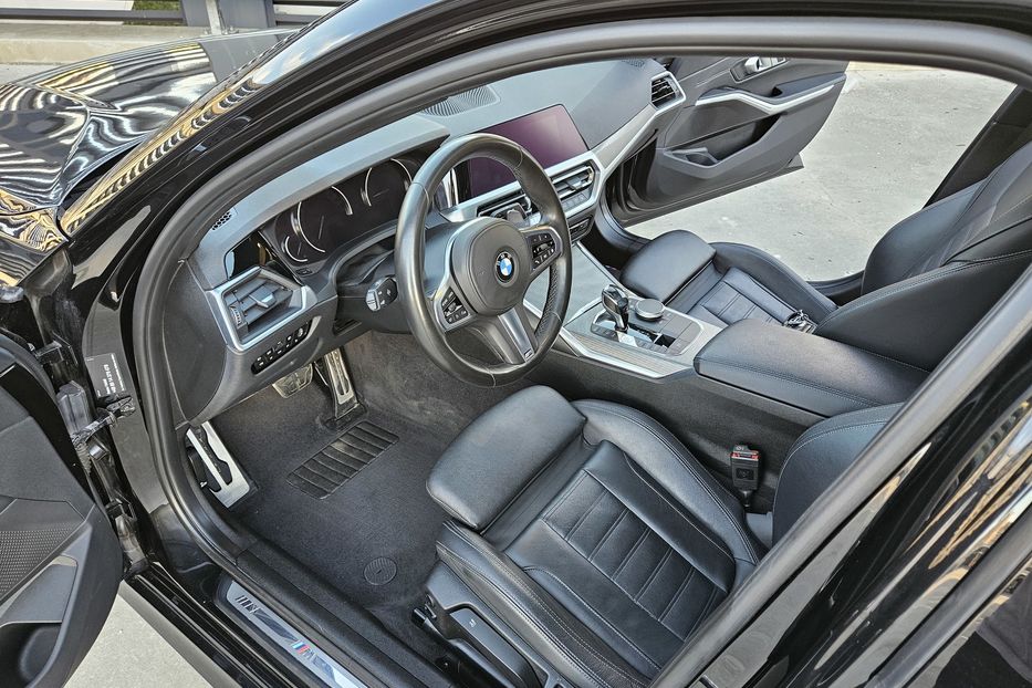 Продам BMW 320 D xDrive 2020 года в Киеве