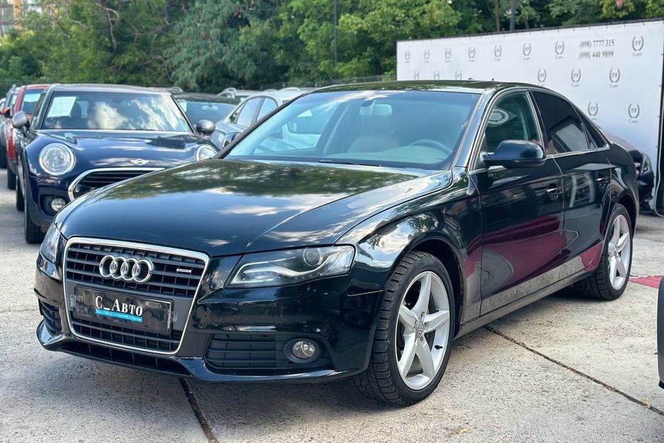 Продам Audi A4 2012 года в Черновцах