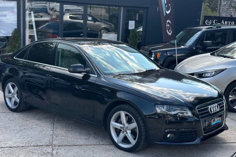 Продам Audi A4 2012 года в Черновцах