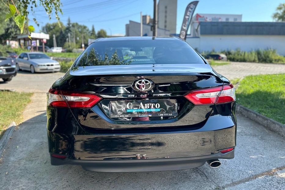 Продам Toyota Camry 2018 года в Черновцах