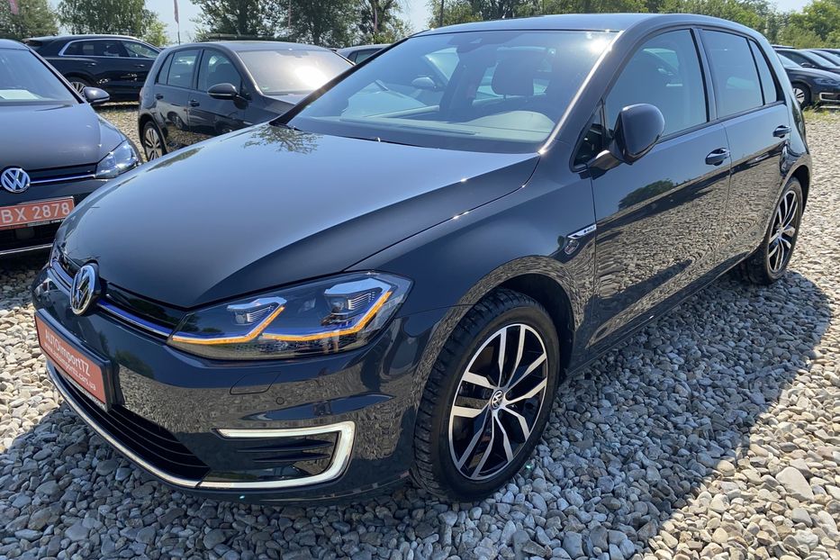 Продам Volkswagen e-Golf FullLEDКамераКруїзМертвіЗони 2020 года в Львове