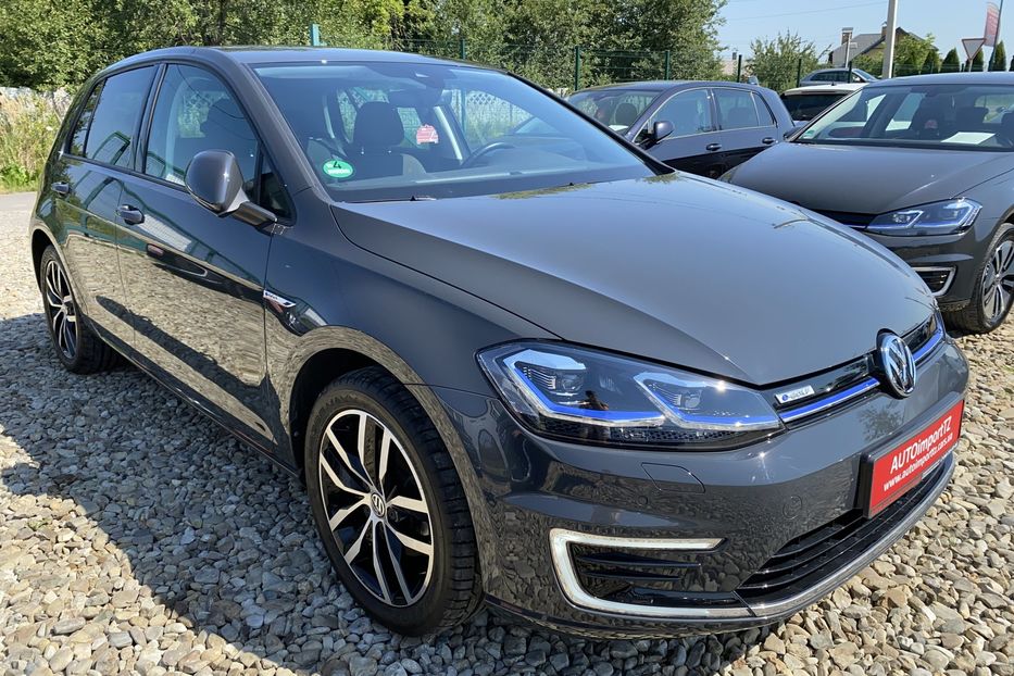 Продам Volkswagen e-Golf FullLEDКамераКруїзМертвіЗони 2020 года в Львове