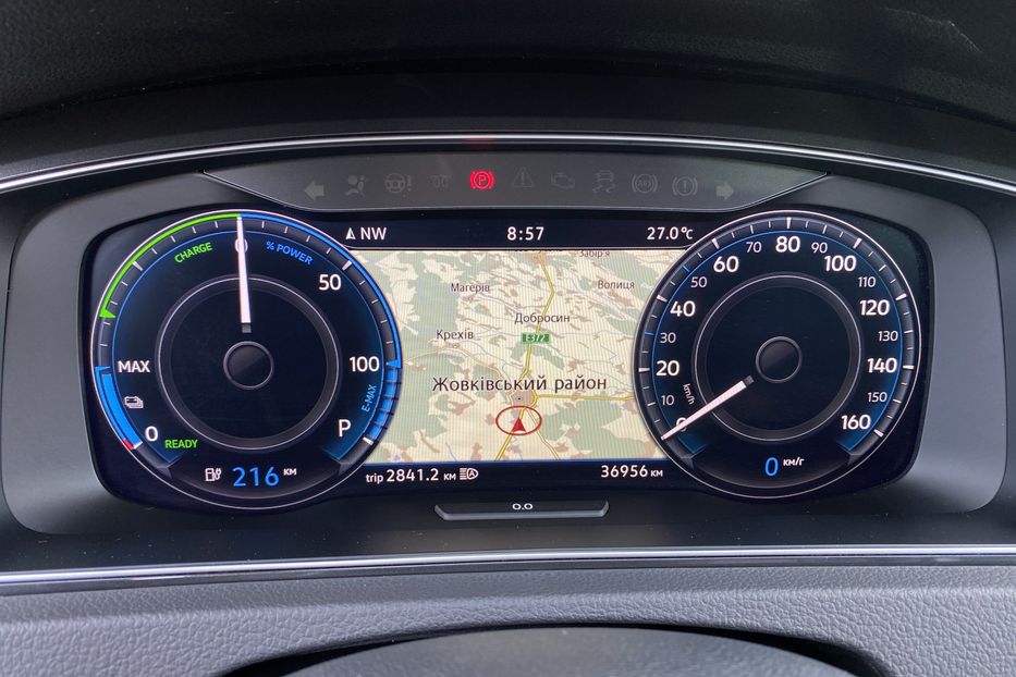 Продам Volkswagen e-Golf Автосвітло Virtual Cockpit CCS 2020 года в Львове