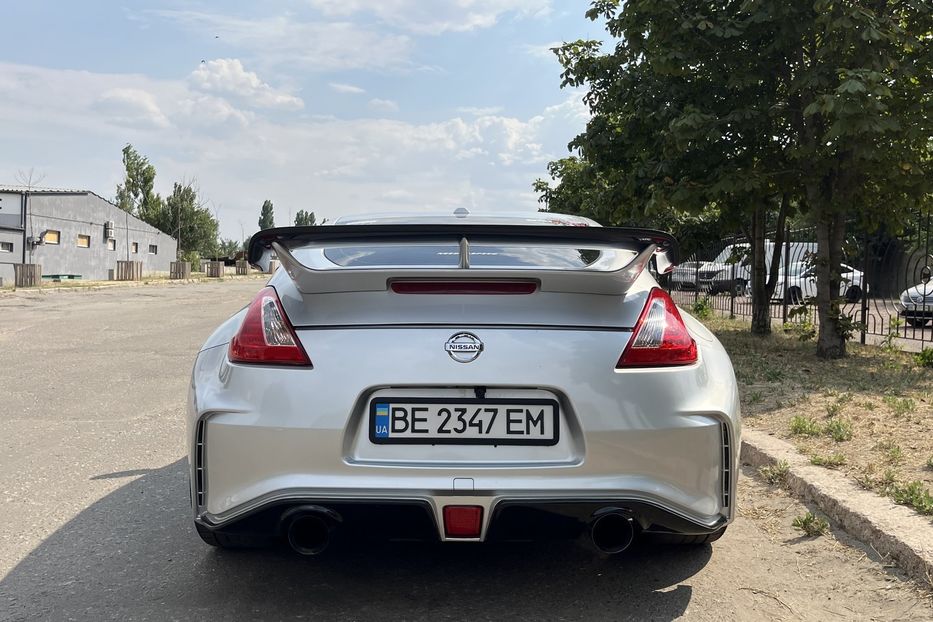 Продам Nissan 370Z 3.7i (328 л.с.) 7-авт 2011 года в Николаеве