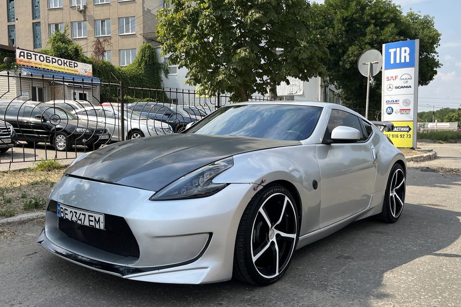 Продам Nissan 370Z 3.7i (328 л.с.) 7-авт 2011 года в Николаеве