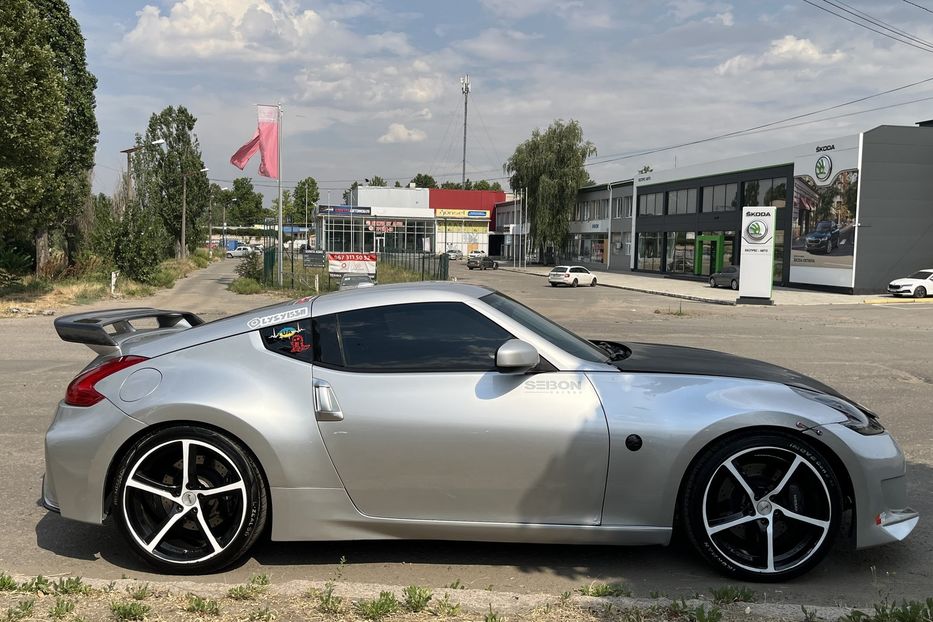 Продам Nissan 370Z 3.7i (328 л.с.) 7-авт 2011 года в Николаеве