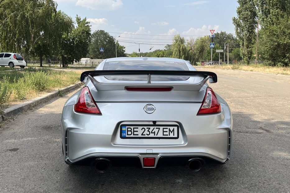 Продам Nissan 370Z 3.7i (328 л.с.) 7-авт 2011 года в Николаеве