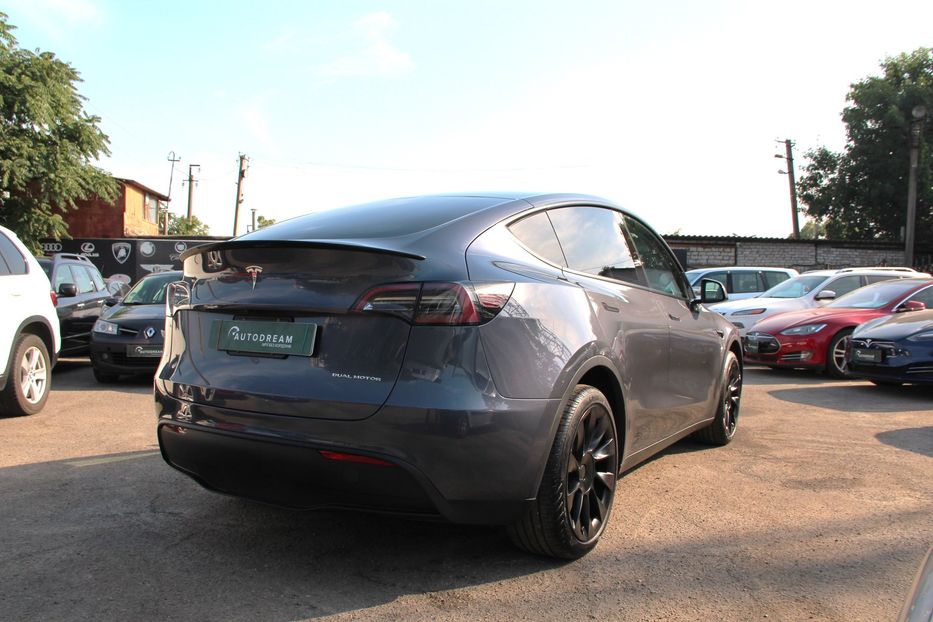 Продам Tesla Model Y Dual Motors Long Range 2023 года в Одессе