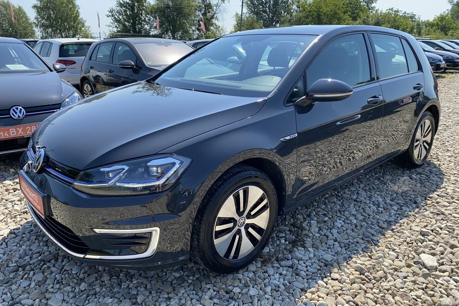 Продам Volkswagen e-Golf Тепловий насос Порт CCS 2020 года в Львове