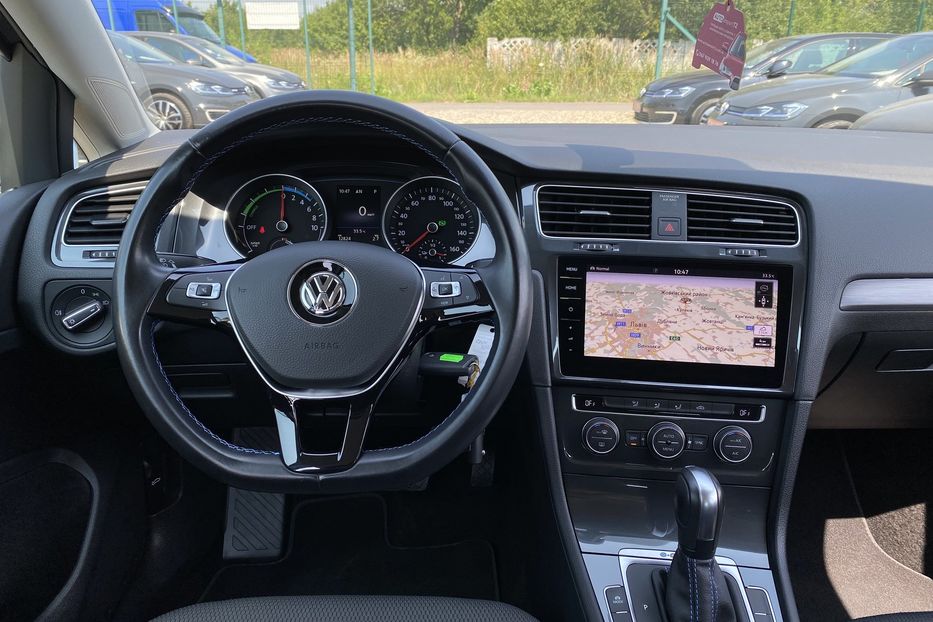 Продам Volkswagen e-Golf Тепловий насос Порт CCS 2020 года в Львове