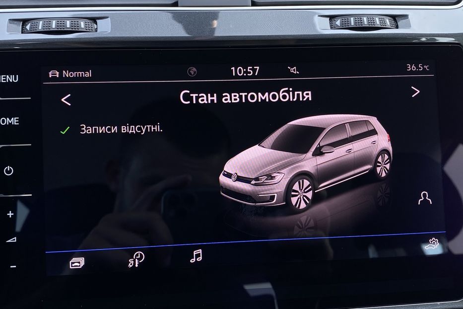 Продам Volkswagen e-Golf Тепловий насос Порт CCS 2020 года в Львове