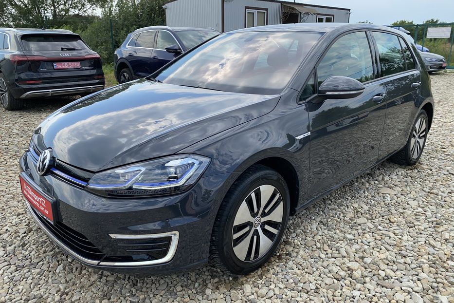 Продам Volkswagen e-Golf CCS Атермальне лобове +Колеса 2020 года в Львове