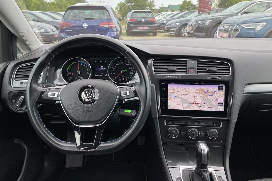 Продам Volkswagen e-Golf CCS Атермальне лобове +Колеса 2020 года в Львове