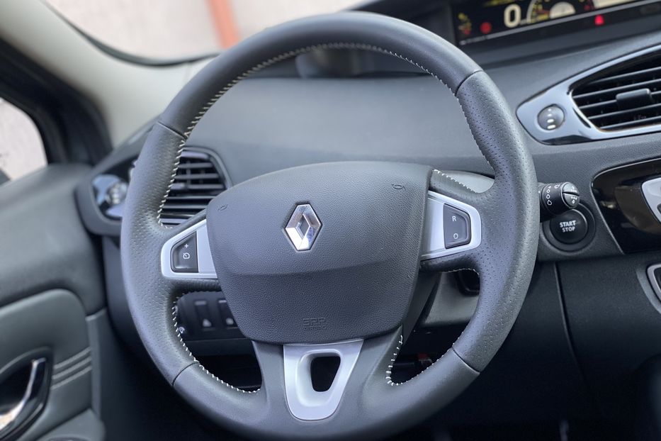 Продам Renault Scenic 2011 года в Луцке