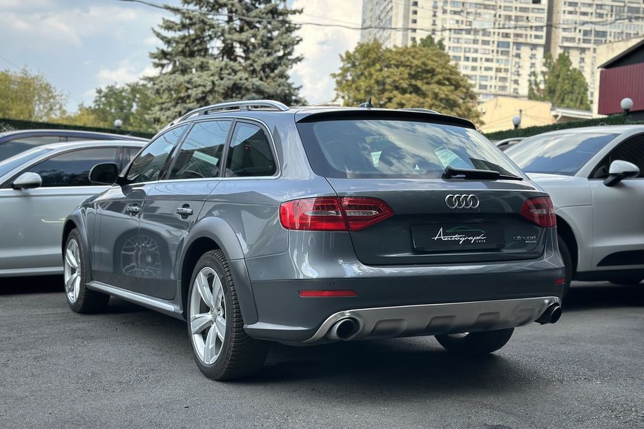 Продам Audi A4 Allroad Quattro 2012 года в Киеве