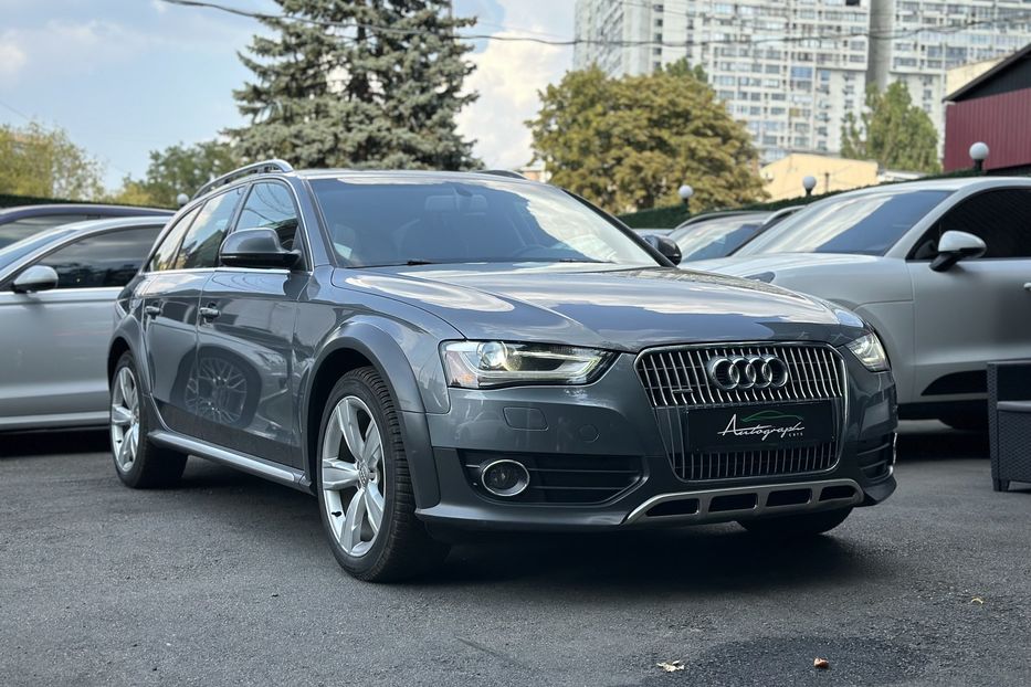 Продам Audi A4 Allroad Quattro 2012 года в Киеве