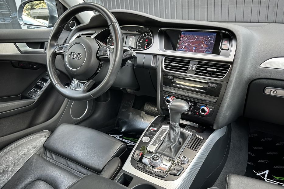 Продам Audi A4 Allroad Quattro 2012 года в Киеве