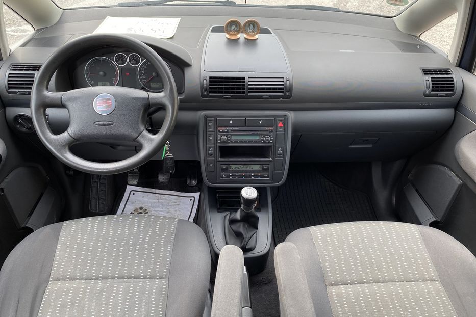 Продам Seat Alhambra 2004 года в Луцке