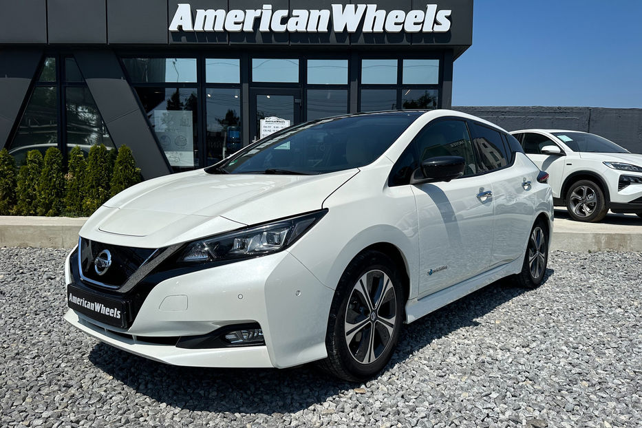 Продам Nissan Leaf N-Connecta 2018 года в Черновцах