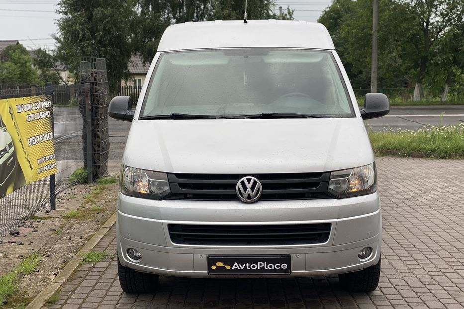 Продам Volkswagen T5 (Transporter) пасс. 2015 года в Луцке