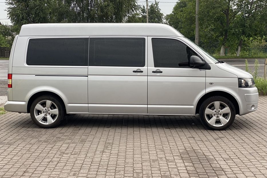 Продам Volkswagen T5 (Transporter) пасс. 2015 года в Луцке